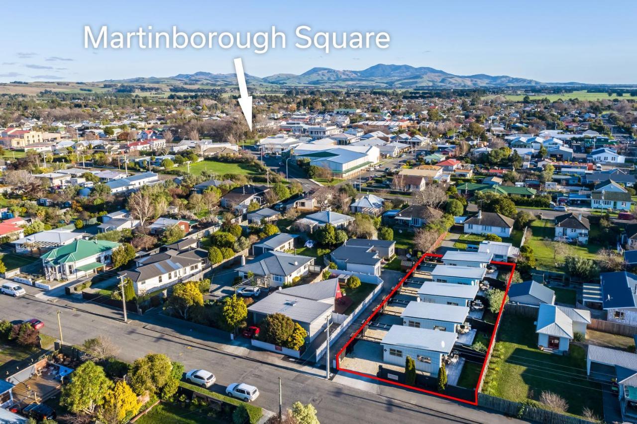Two Four Cologne Villa Martinborough Exterior foto
