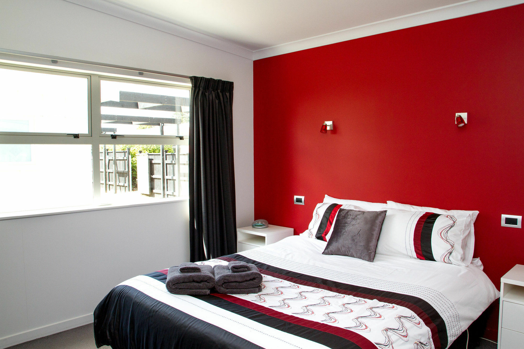 Two Four Cologne Villa Martinborough Exterior foto